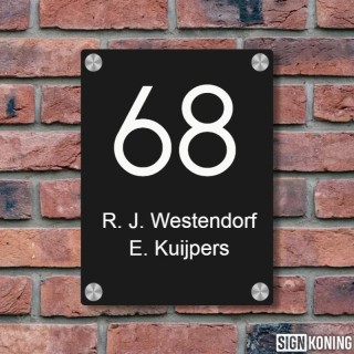 Plexiglas Naambordje met vinyl belettering - Hoogglans Zwart 15x20cm