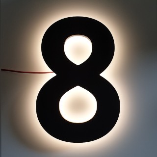 Mat zwart huisnummer met verlichting 20 cm hoog - Nummer 8