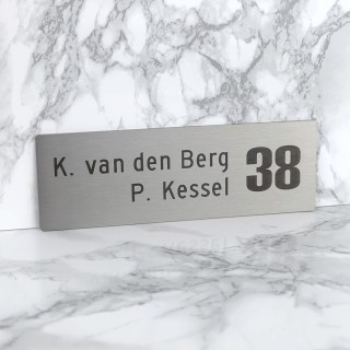 Zelfklevend RVS Naambordje met gravering 15 x 5 cm