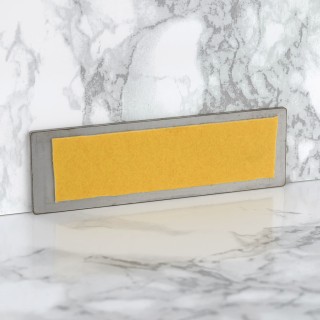 Zelfklevend RVS Naambordje met gravering 8 x 2,5 cm