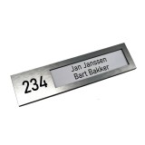 Naamplaathouders met gravering